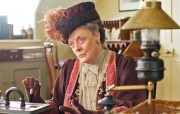 1340175630dowagerdownton530
